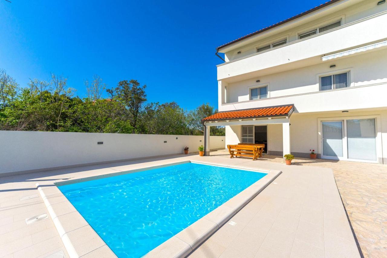 Villa Bianca - Apartment With Private Pool Privlaka  Esterno foto